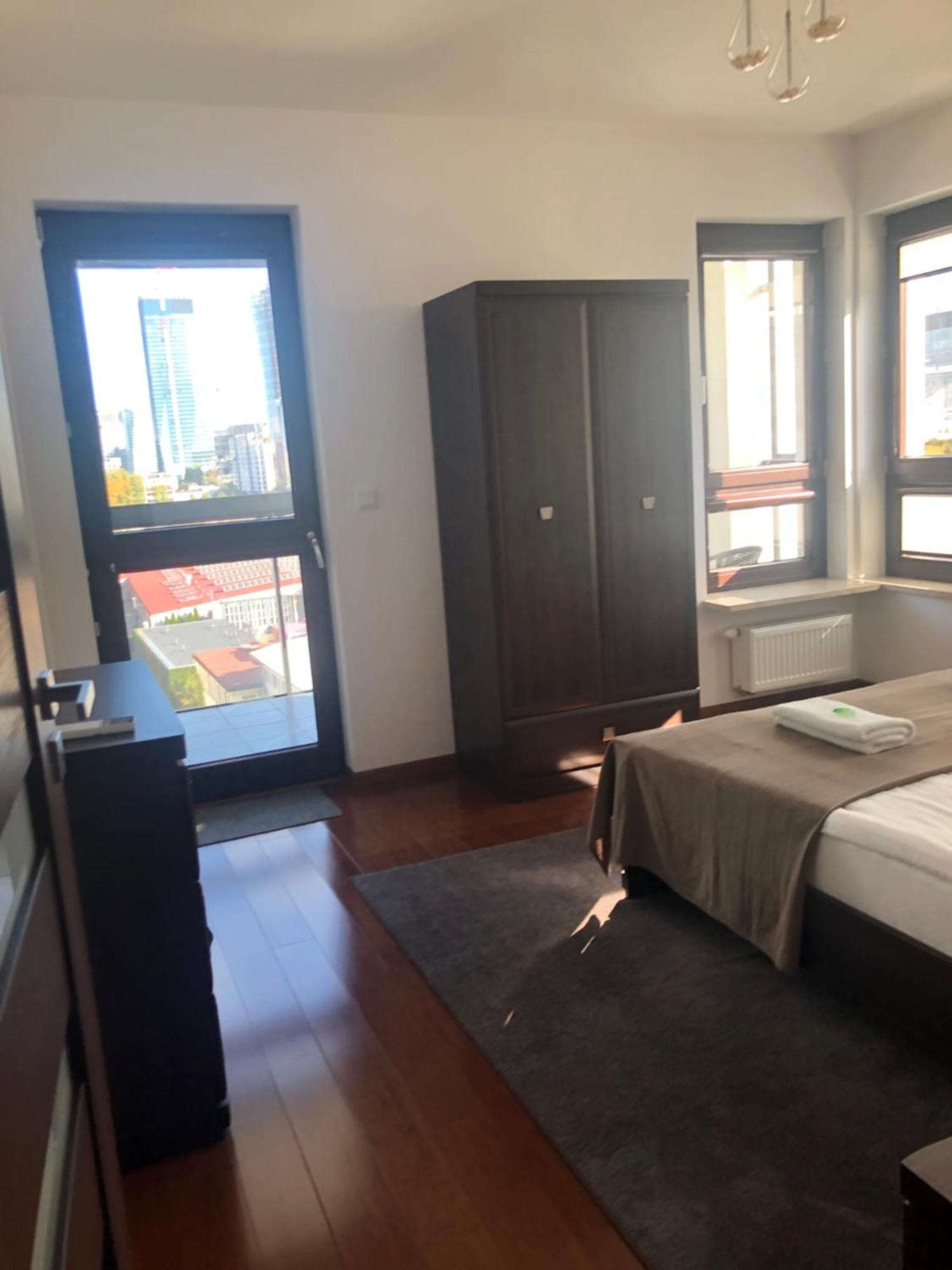 Apartament H&P Silver ワルシャワ エクステリア 写真